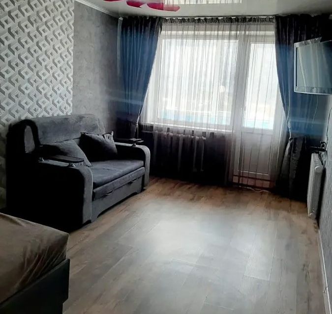 Сдаётся 1-комнатная квартира, 363 м²