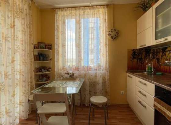 Сдаётся 1-комнатная квартира, 38 м²
