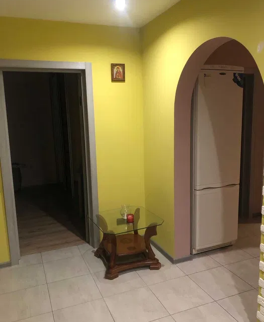Сдаётся 2-комнатная квартира, 56 м²
