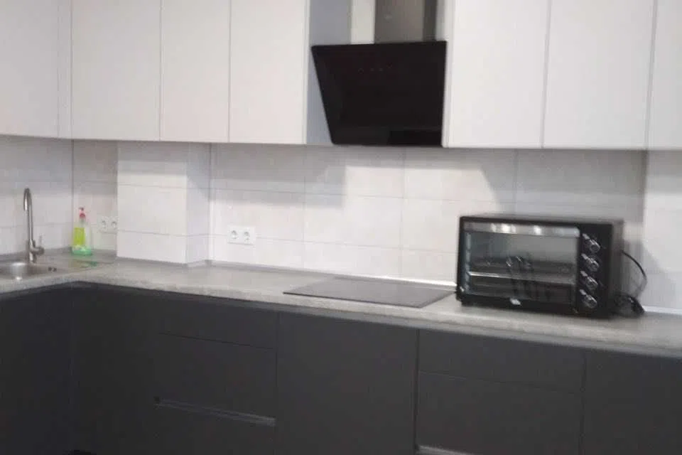 Сдаётся 2-комнатная квартира, 56 м²
