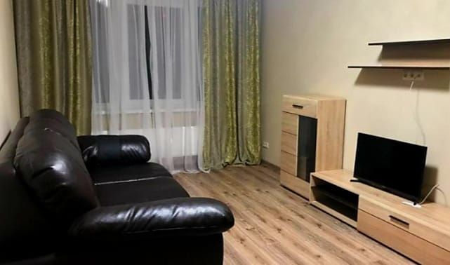 Сдаётся 1-комнатная квартира, 37 м²
