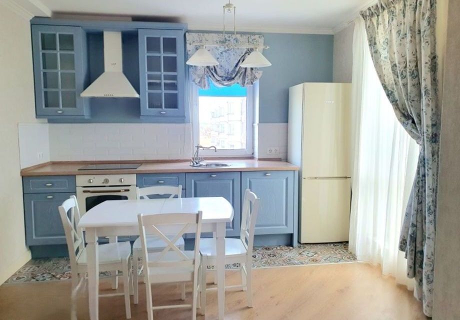 Сдаётся 2-комнатная квартира, 57 м²