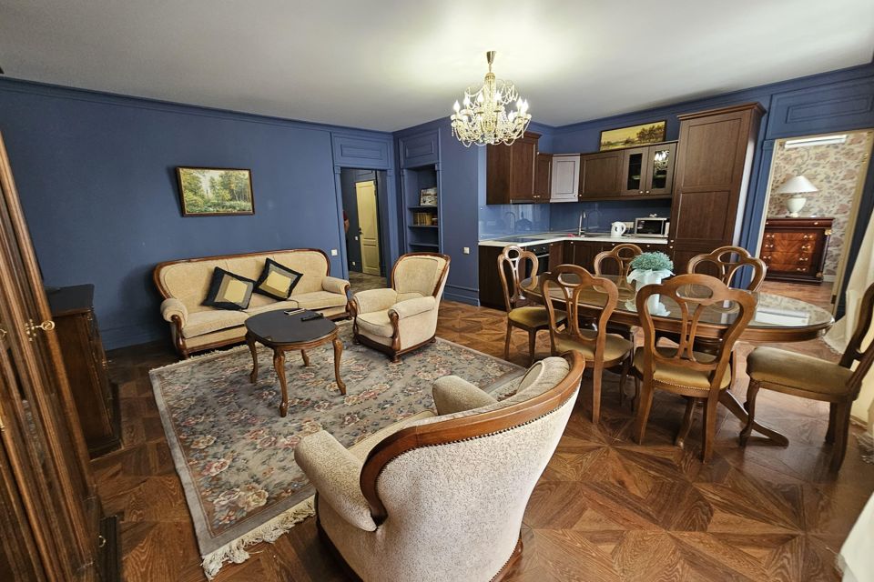 Сдаётся 2-комнатная квартира, 68 м²