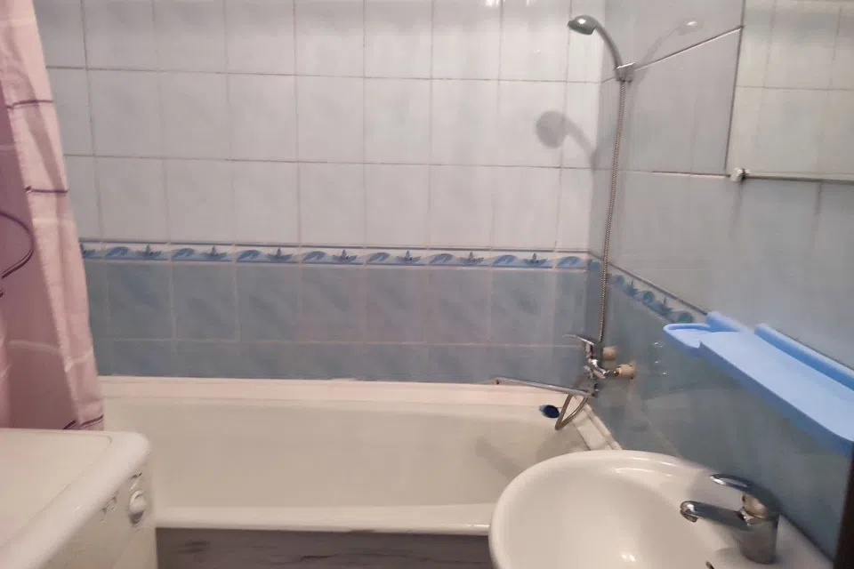 Сдаётся 2-комнатная квартира, 55 м²