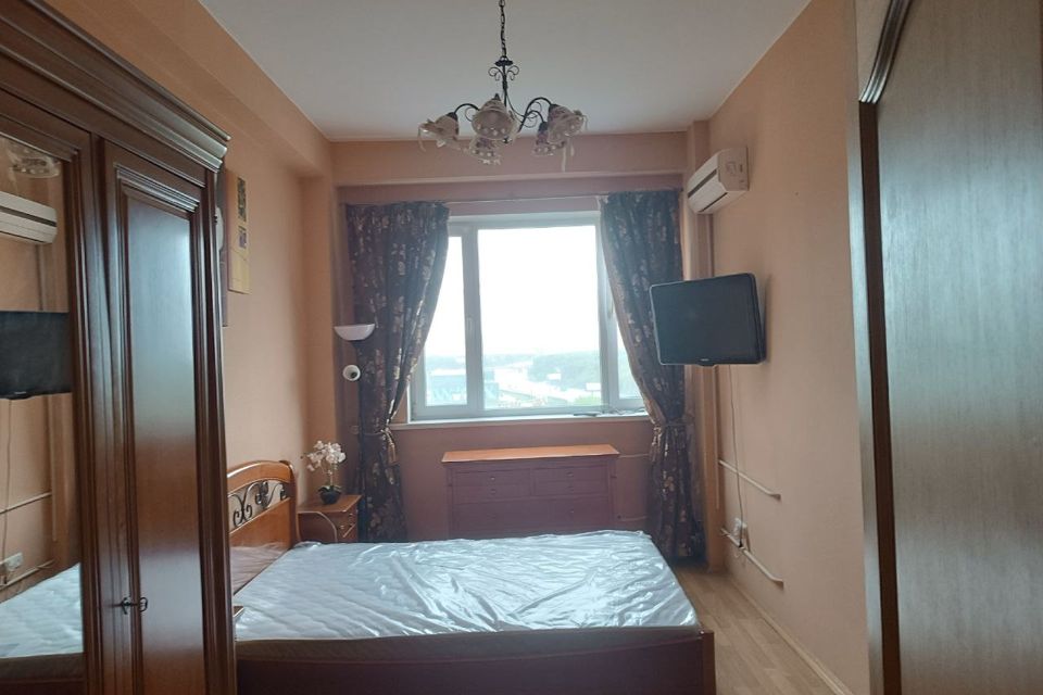 Сдаётся 2-комнатная квартира, 56 м²
