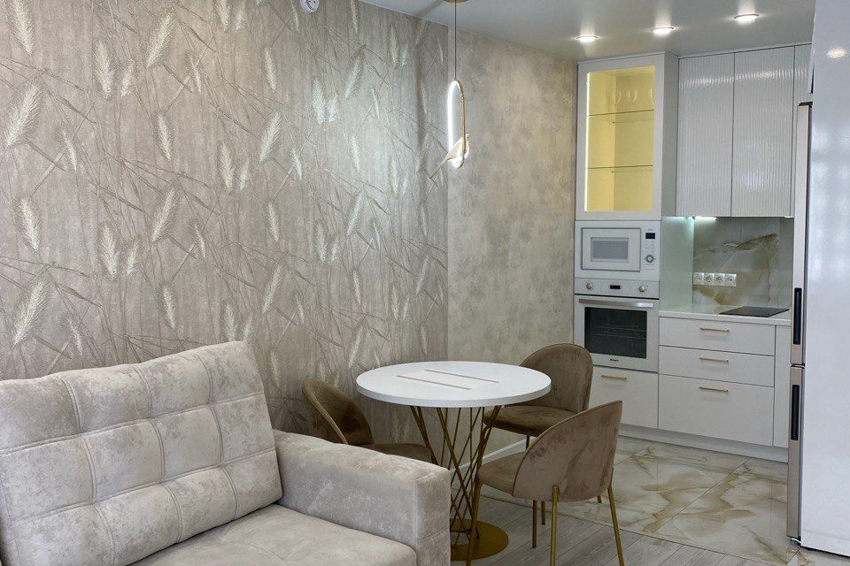 Сдаётся 2-комнатная квартира, 38 м²