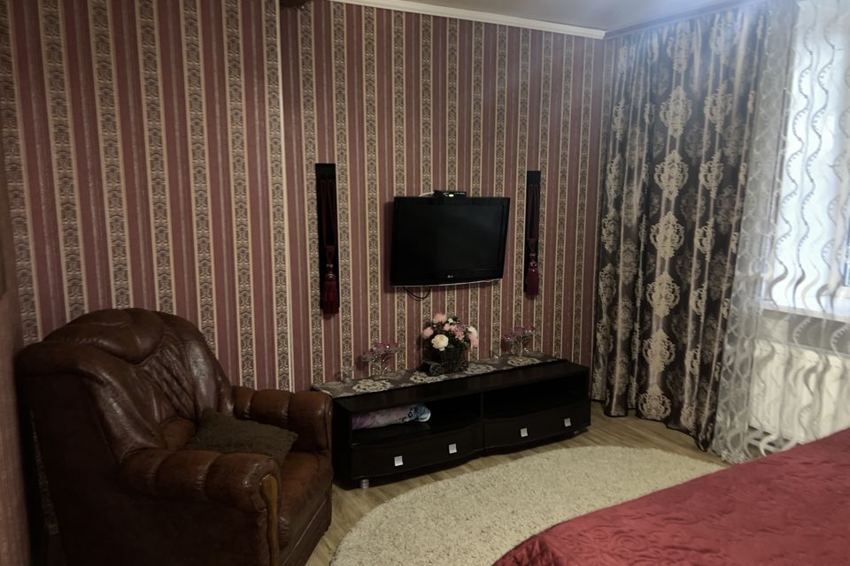 Сдаётся 2-комнатная квартира, 60 м²