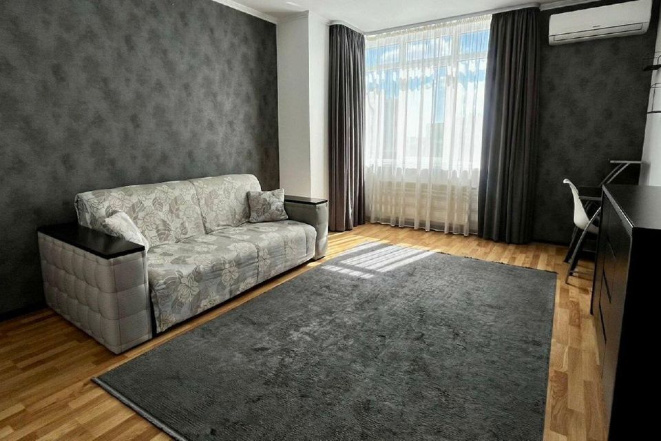 Сдаётся 1-комнатная квартира, 37 м²