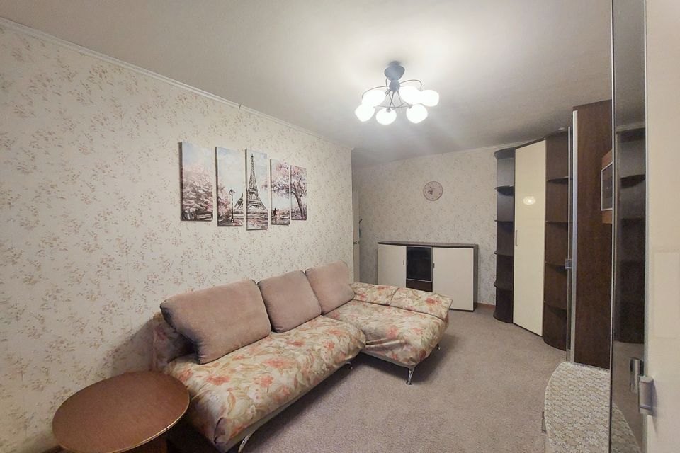 Сдаётся 2-комнатная квартира, 50 м²