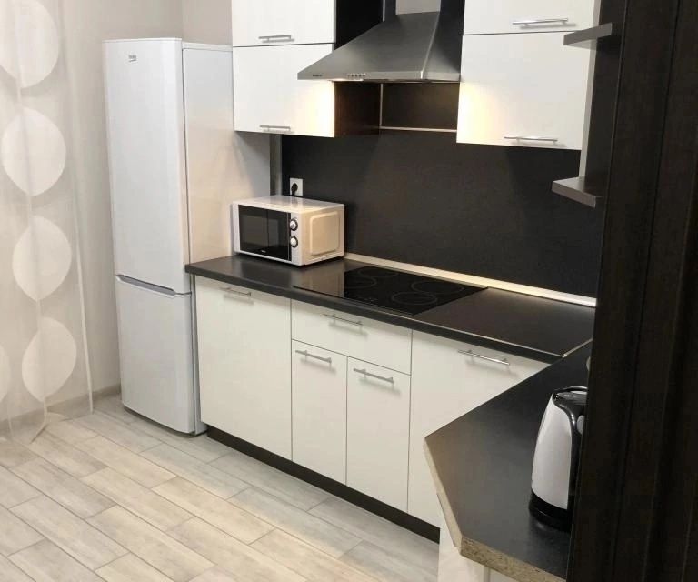 Сдаётся 1-комнатная квартира, 43 м²