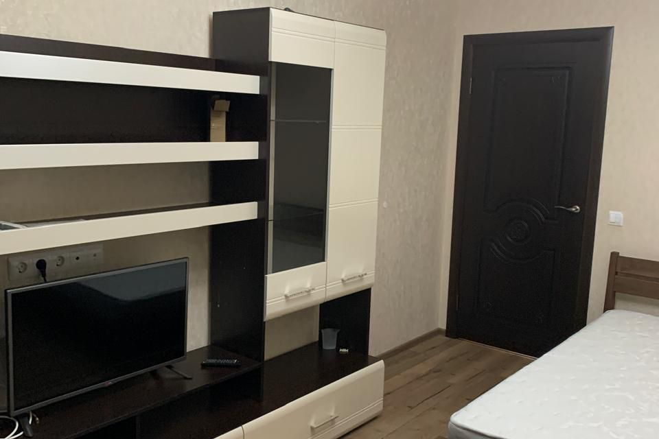 Сдаётся 1-комнатная квартира, 47.9 м²