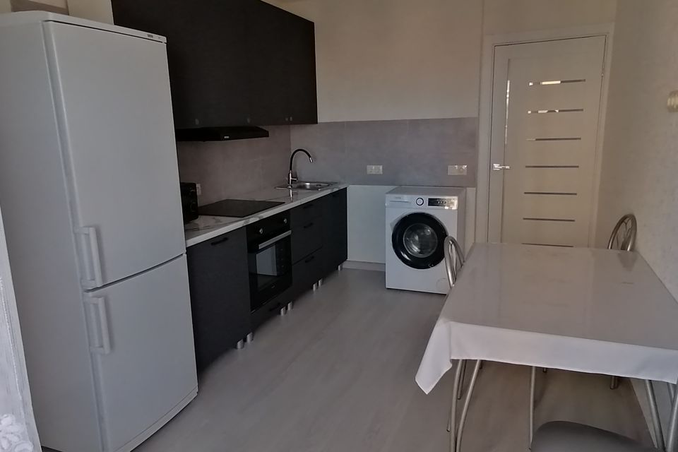 Сдаётся 1-комнатная квартира, 40 м²