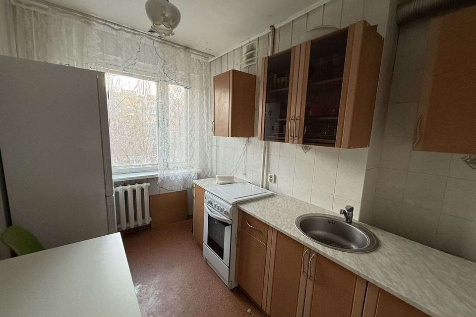 Сдаётся 3-комнатная квартира, 55.6 м²