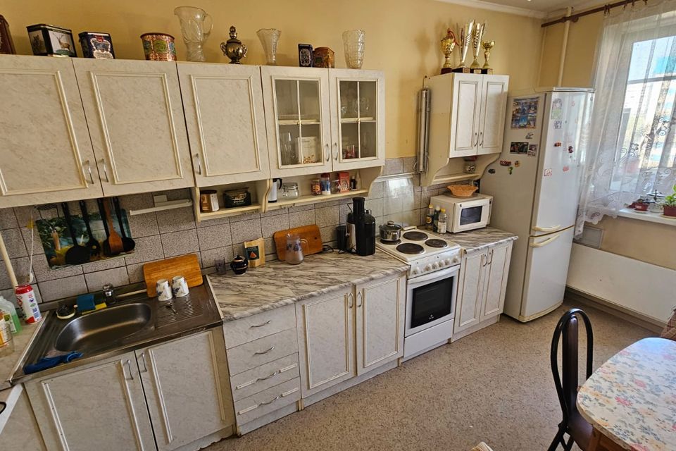 Сдаётся 2-комнатная квартира, 60 м²