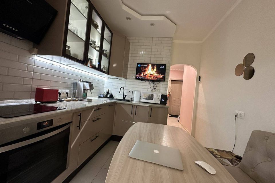 Сдаётся 1-комнатная квартира, 38 м²