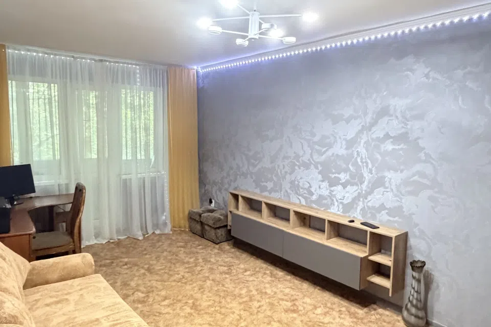 Сдаётся 2-комнатная квартира, 43 м²