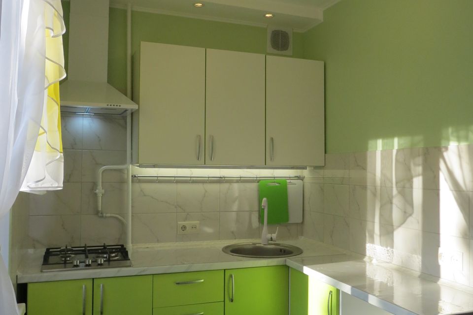 Сдаётся 1-комнатная квартира, 37 м²