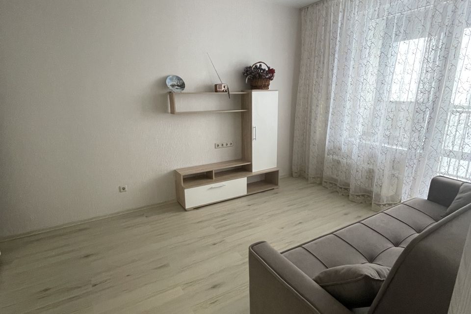 Сдаётся 1-комнатная квартира, 37 м²