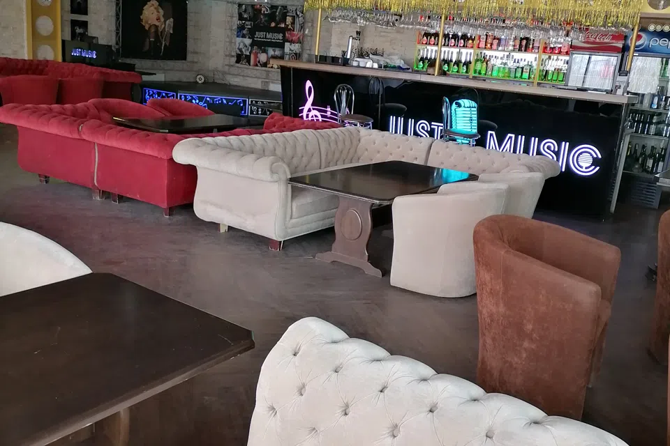 Сдаётся помещение общ. питания, 796 м²