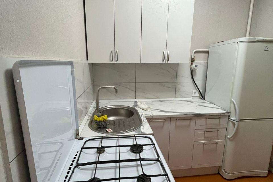 Сдаётся 3-комнатная квартира, 43 м²