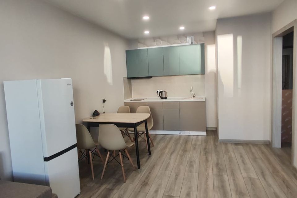 Сдаётся 1-комнатная квартира, 43 м²