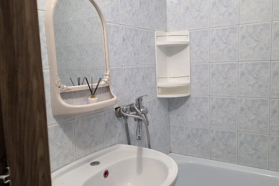 Сдаётся 2-комнатная квартира, 54 м²