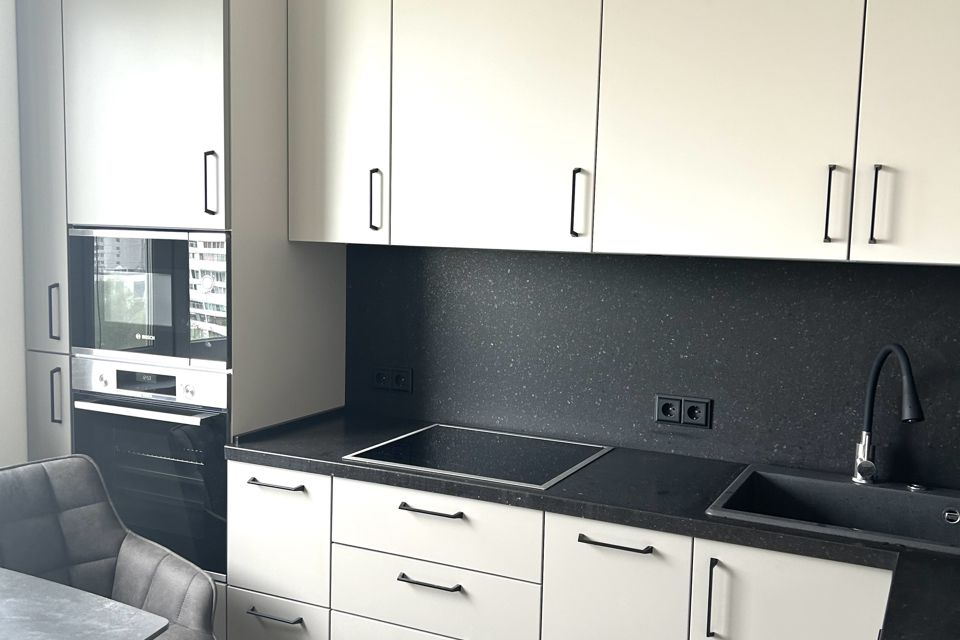 Сдаётся 2-комнатная квартира, 62 м²