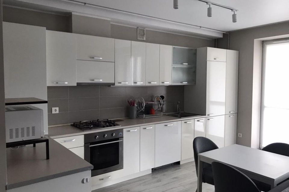 Сдаётся 1-комнатная квартира, 42 м²