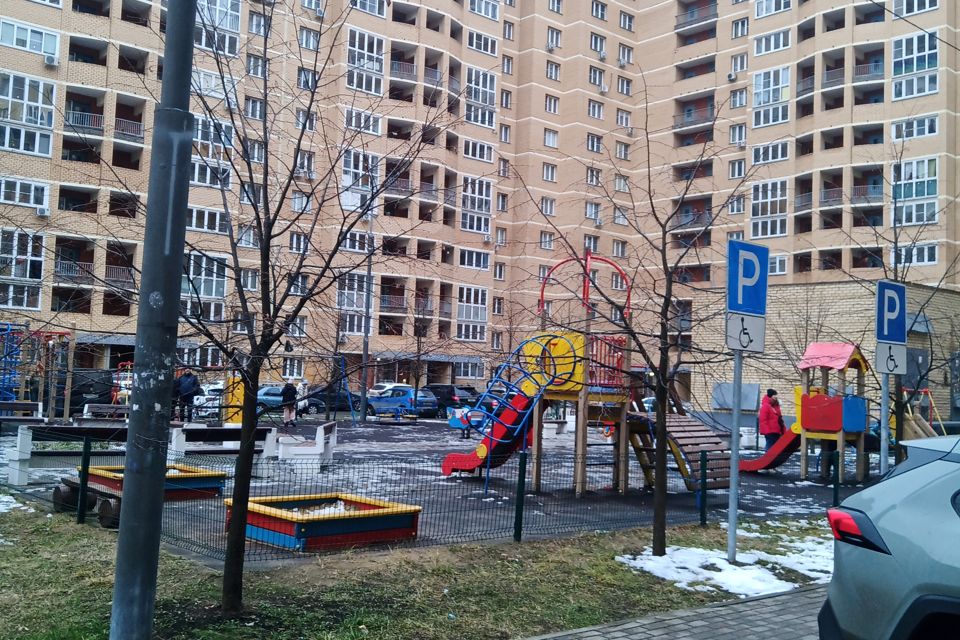 Сдаётся 1-комнатная квартира, 42.8 м²