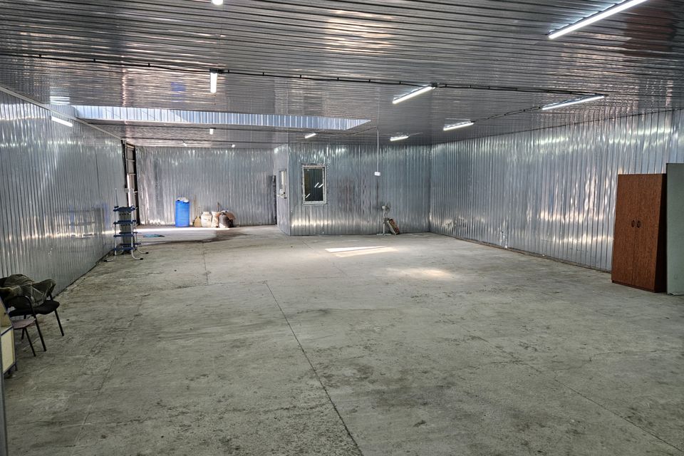 Сдаётся помещение своб. назначения, 200 м²