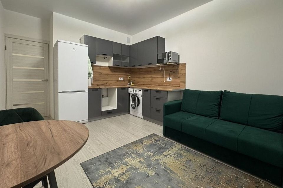 Сдаётся 1-комнатная квартира, 42 м²