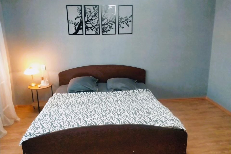 Сдаётся 2-комнатная квартира, 57 м²