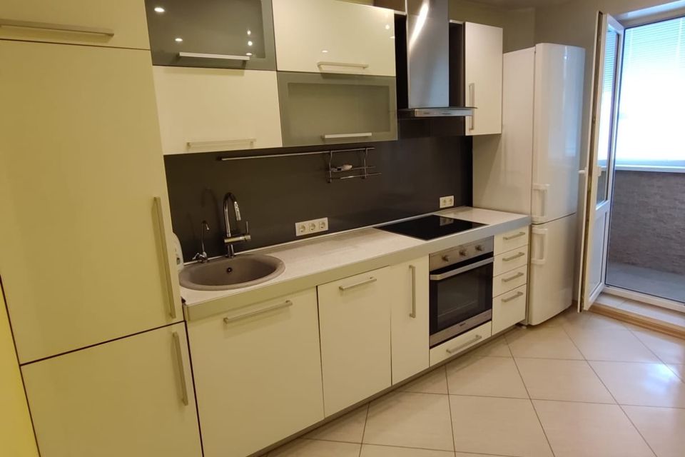 Сдаётся 1-комнатная квартира, 42.4 м²