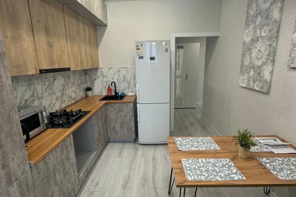 Сдаётся 1-комнатная квартира, 37 м²