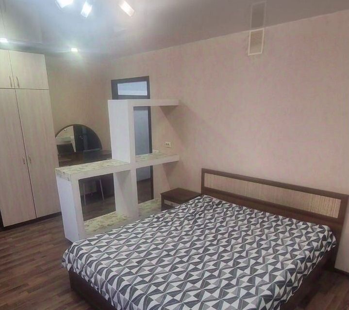 Сдаётся 1-комнатная квартира, 37 м²