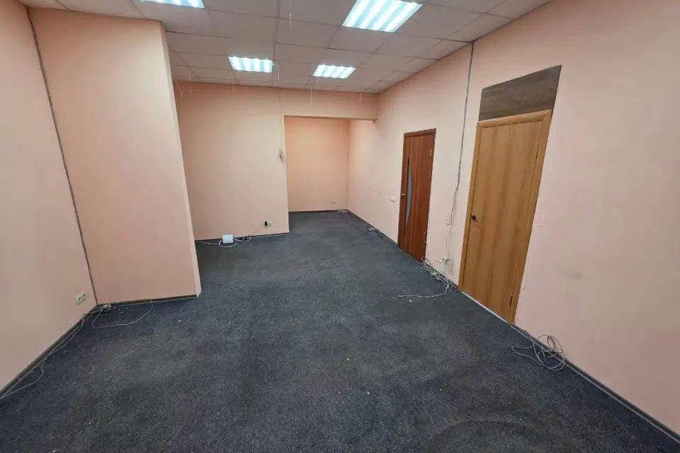 Сдаётся офис, 65 м²