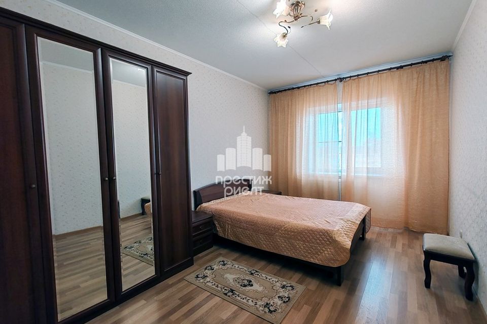 Сдаётся 2-комнатная квартира, 70 м²