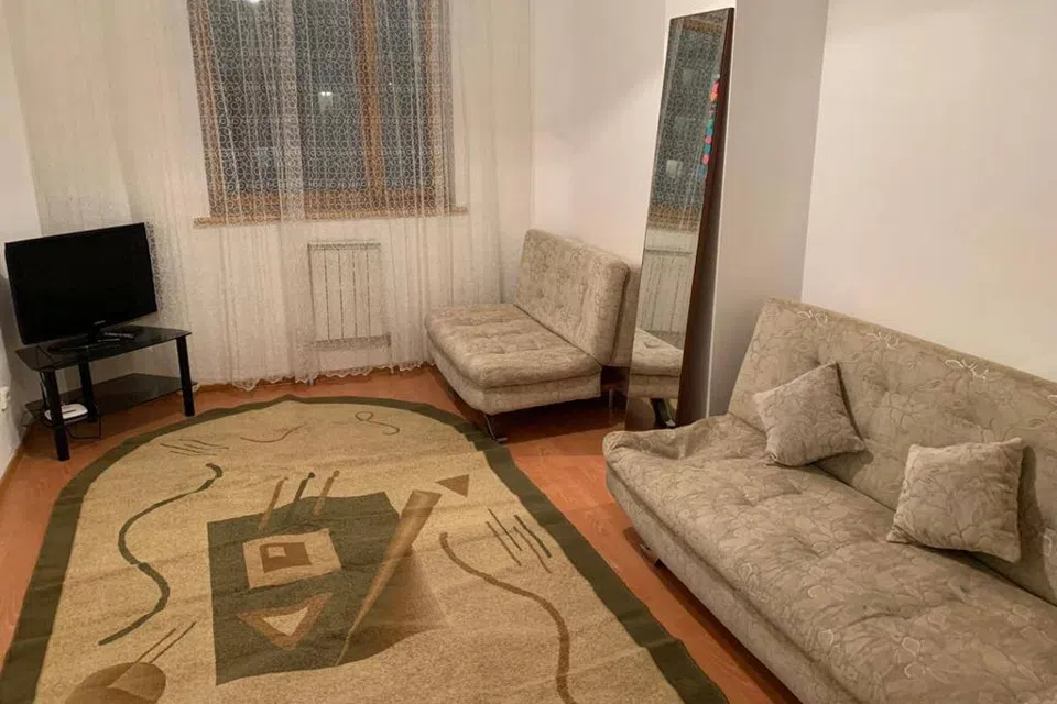 Сдаётся 2-комнатная квартира, 62 м²