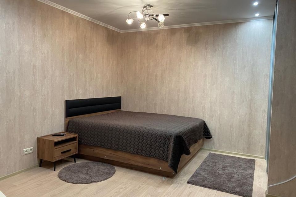 Сдаётся 2-комнатная квартира, 57 м²