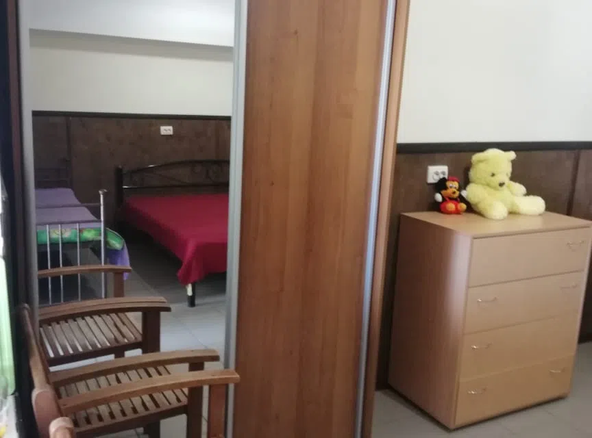 Сдаётся 1-этажный дом, 200 м²