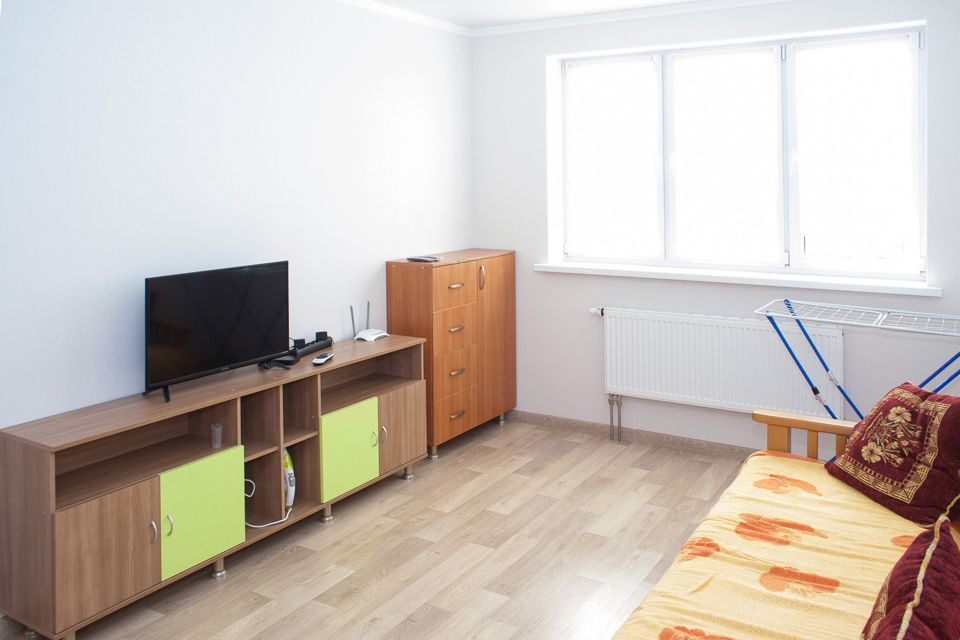 Сдаётся 1-комнатная квартира, 38 м²