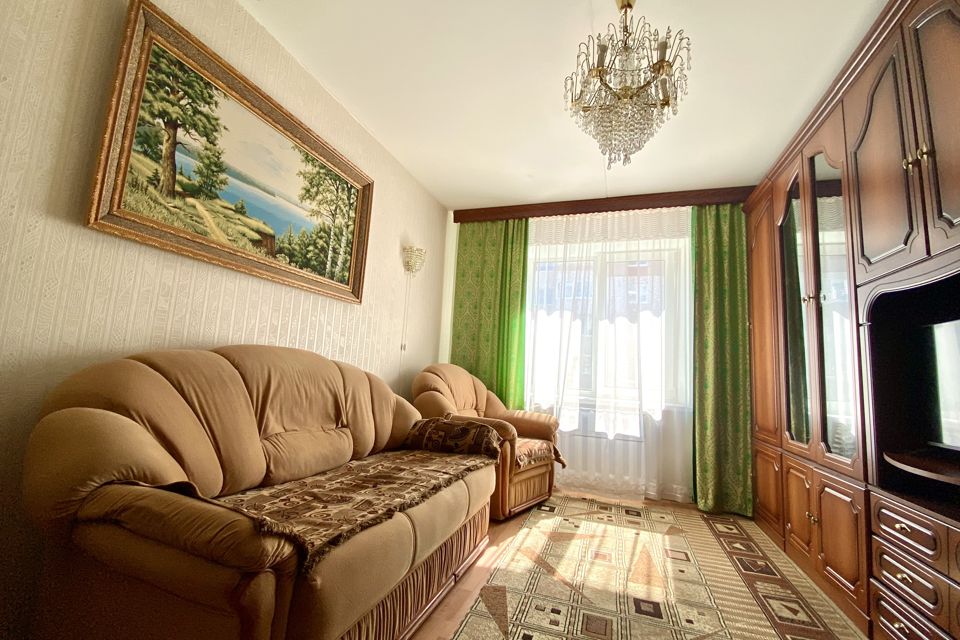 Сдаётся 2-комнатная квартира, 56 м²