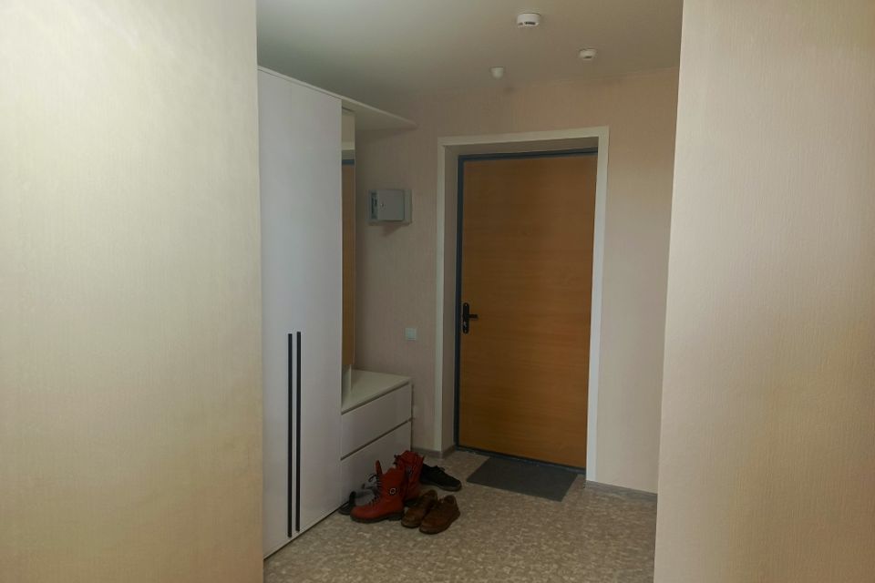 Сдаётся 2-комнатная квартира, 56 м²
