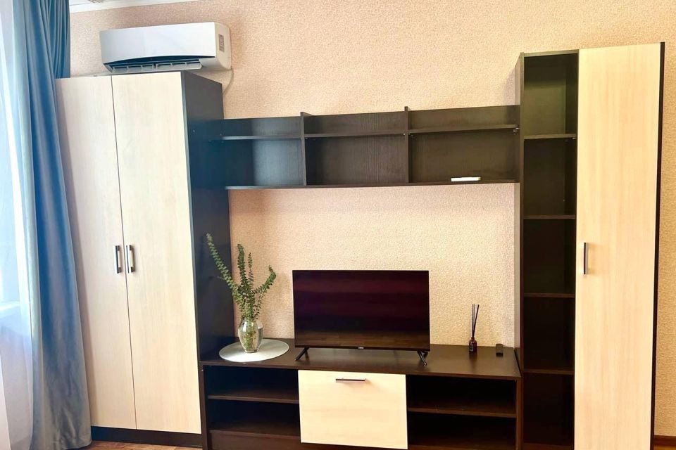 Сдаётся 1-комнатная квартира, 38 м²