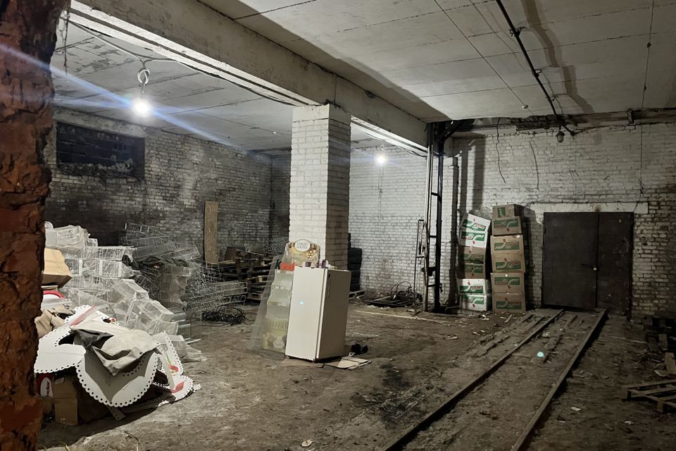 Сдаётся помещение своб. назначения, 700 м²