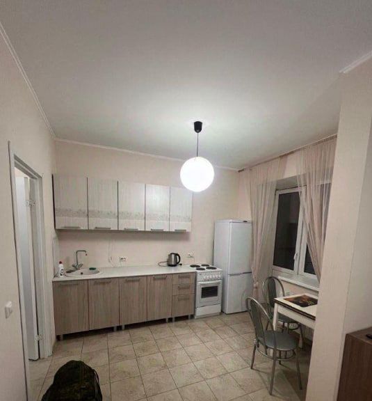 Сдаётся 1-комнатная квартира, 37 м²