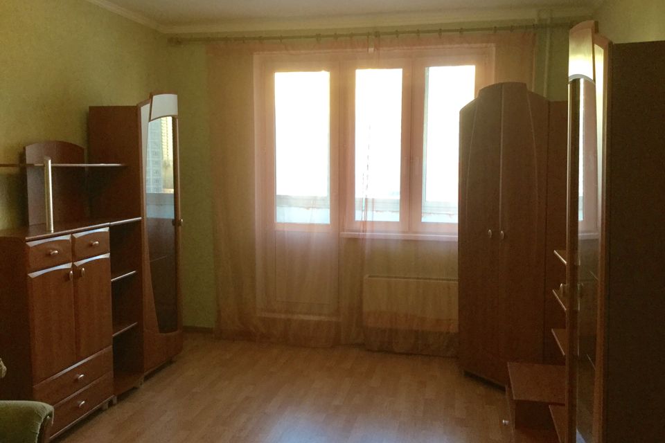 Сдаётся 1-комнатная квартира, 40 м²