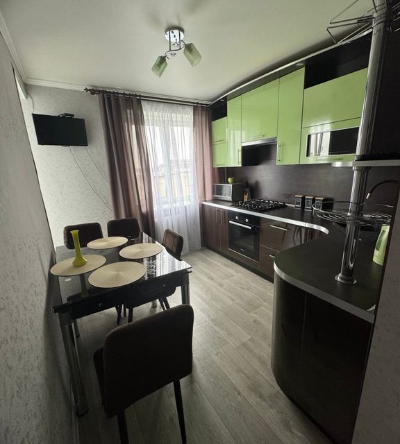 Сдаётся 3-комнатная квартира, 73 м²