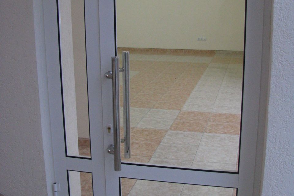 Сдаётся помещение своб. назначения, 250 м²