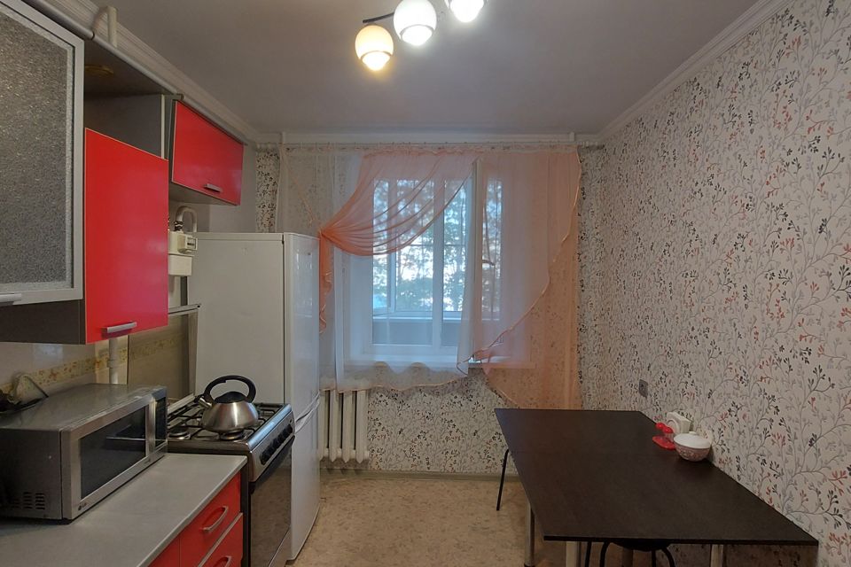 Сдаётся 1-комнатная квартира, 38 м²